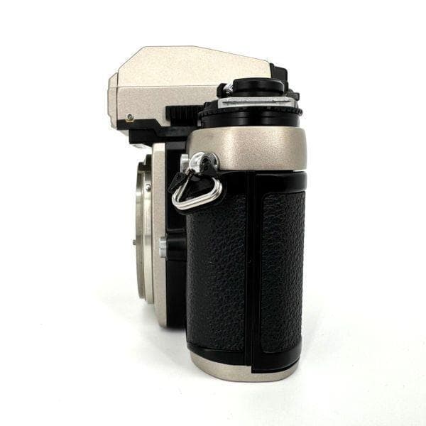 ■希少・超極上美品【ほぼ新品】ニコン Nikon F3/T チタンシルバー