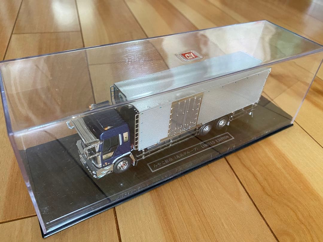 1/72 リアルモールド　みやこ鮮冷 丸美グループ 大型トラック