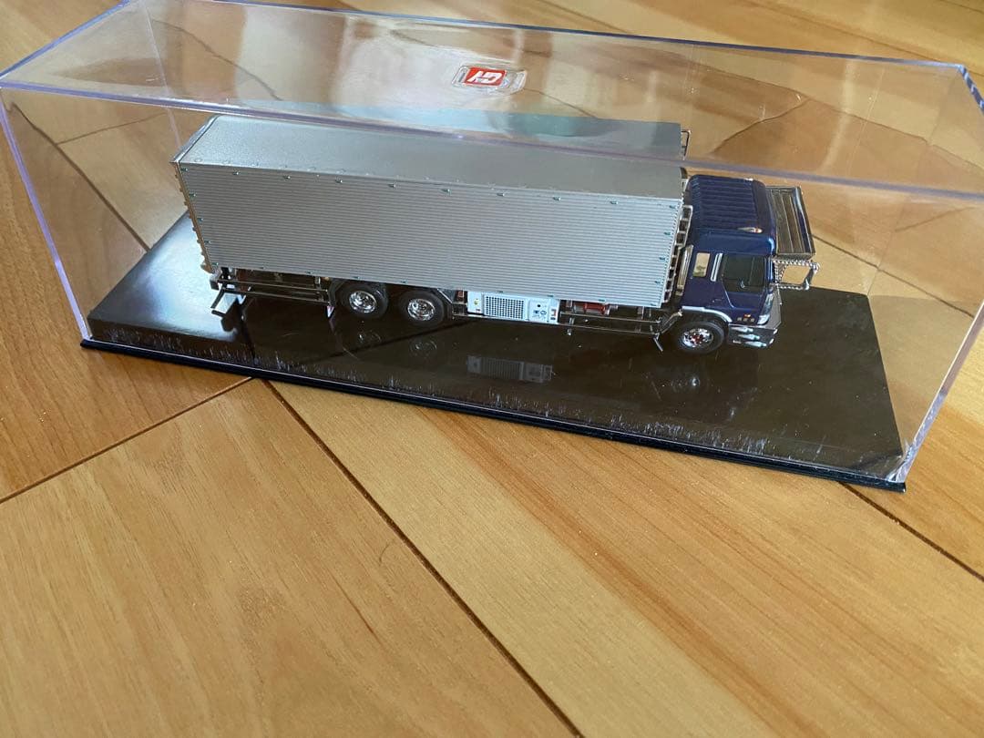 1/72 リアルモールド　みやこ鮮冷 丸美グループ 大型トラック