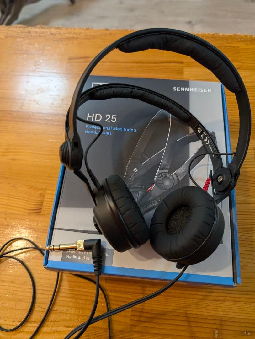 ゼンハイザー HD 25 SENNHEISER 密閉型ヘッドフォン