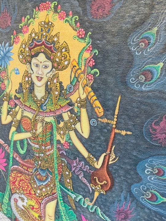 バリ絵画 縦80cm横60cm 額縁無 女神 鳥 孔雀 クジャク peacock