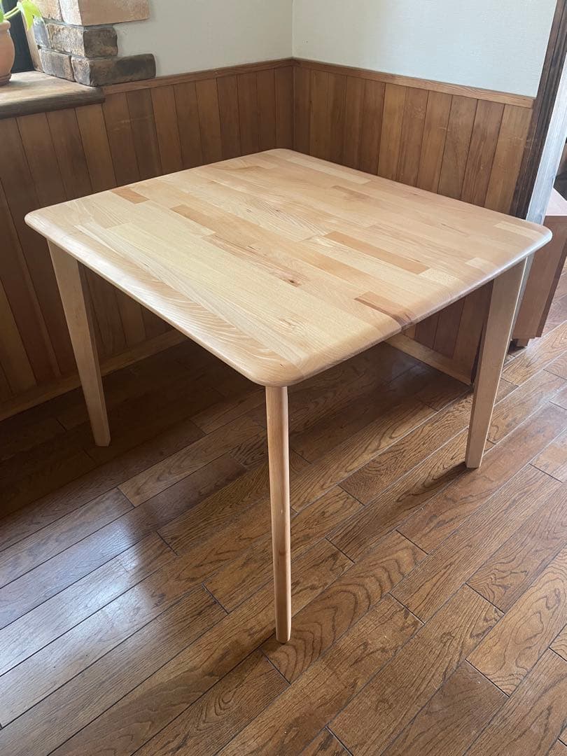 送料込　ニトリ　2人用　ダイニングテーブル　Nコレクション