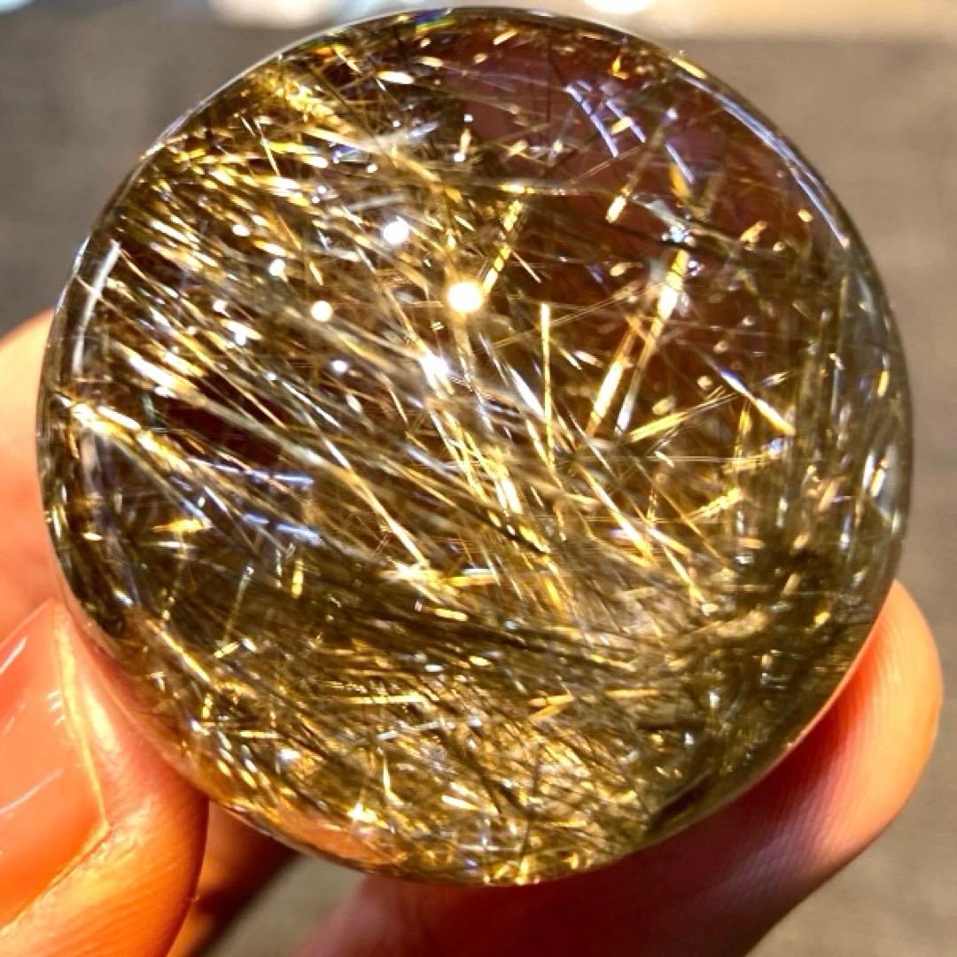 超絶綺麗✨34mm ゴールドルチルクォーツ　丸玉スフィア　金針水晶