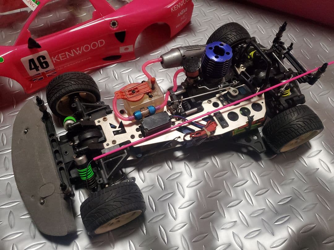 京商　スーパー10 FW04 エンジン　ラジコン