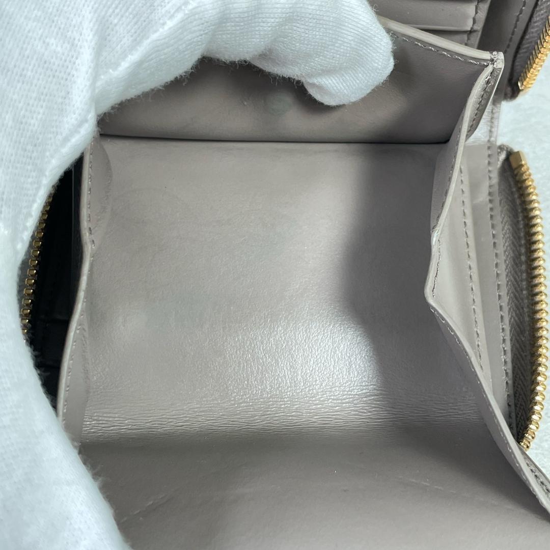 CELINE セリーヌ 2つ折り財布 ジップウォレット エッセンシャル