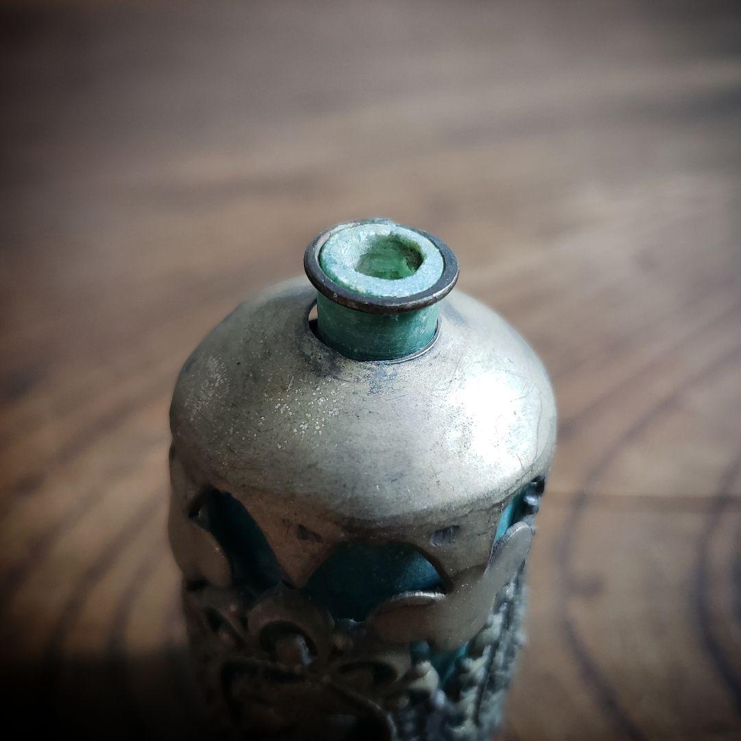 中国骨董　小壺　鼻煙壺　竜　龍　鳳凰　玉石　銘　一輪挿し