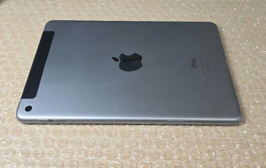m*_様 比較的美品◼️iPad mini 4◼️128GB◼️バッテリー極良品