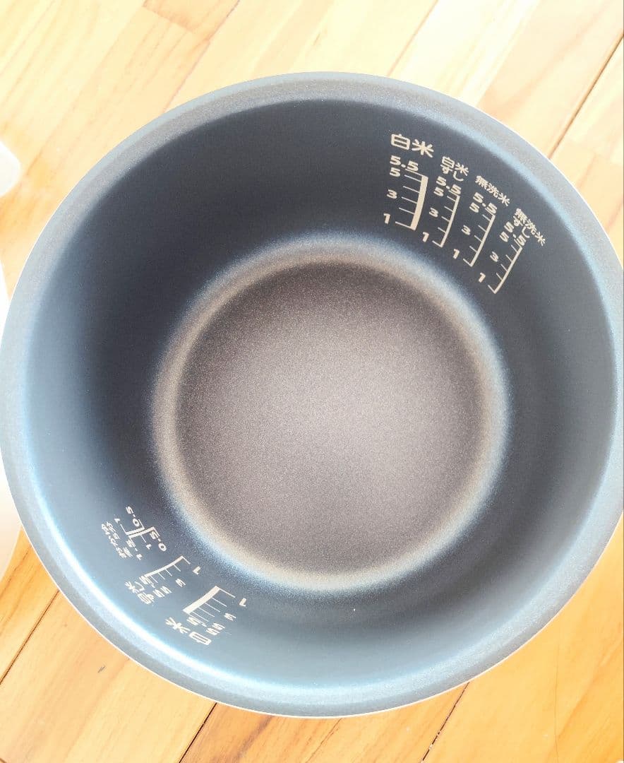 TOSHIBA RC-10MSL 炊飯器 ホワイト