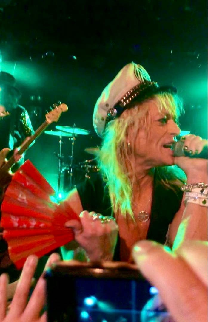 【最終値下げ】激レア マイケル・モンロー 本人直筆サイン入り扇子