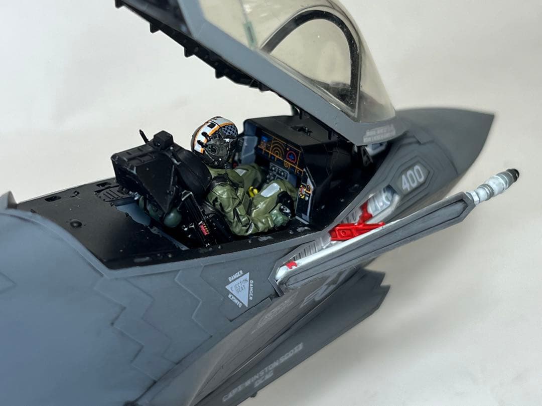タミヤ 1/48 F-35C （完成品）