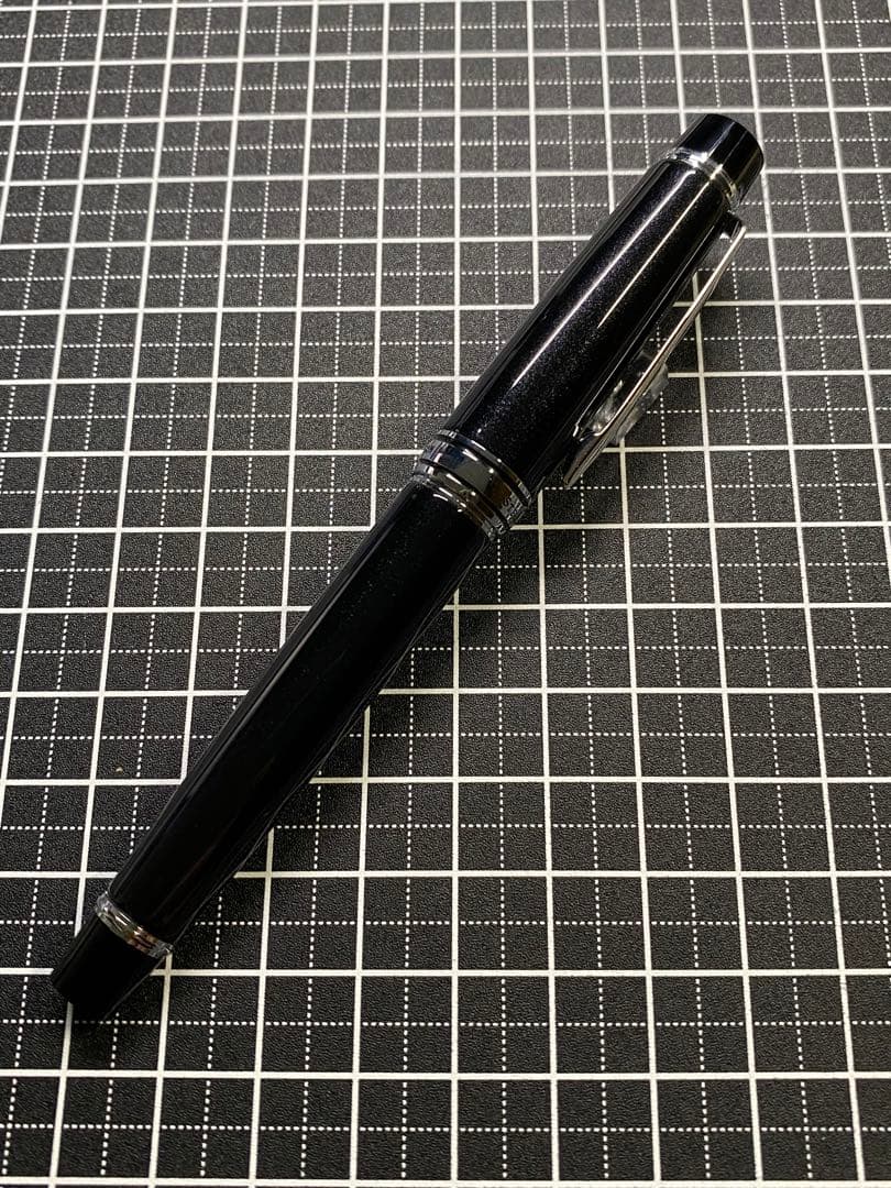 PILOT STELLA 90s Jet-black 万年筆　字幅F