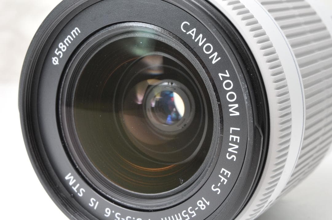 美品 ショット数新品級 Canon EOS Kiss X7⭐️ホワイト