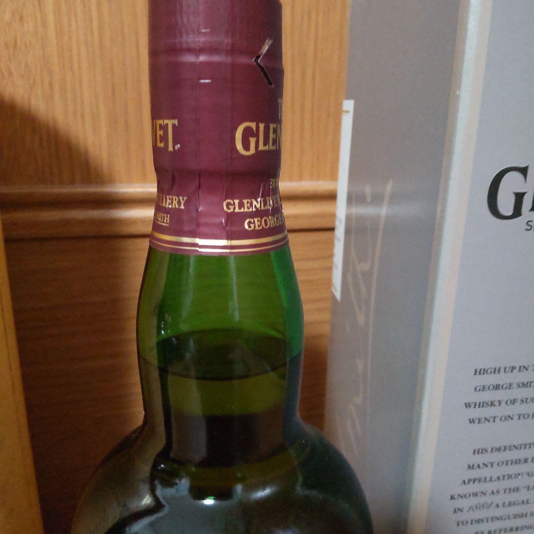 グレンリベット 12年 赤アザミ1000ml 1本＆ 旧ラベル700ml 1本