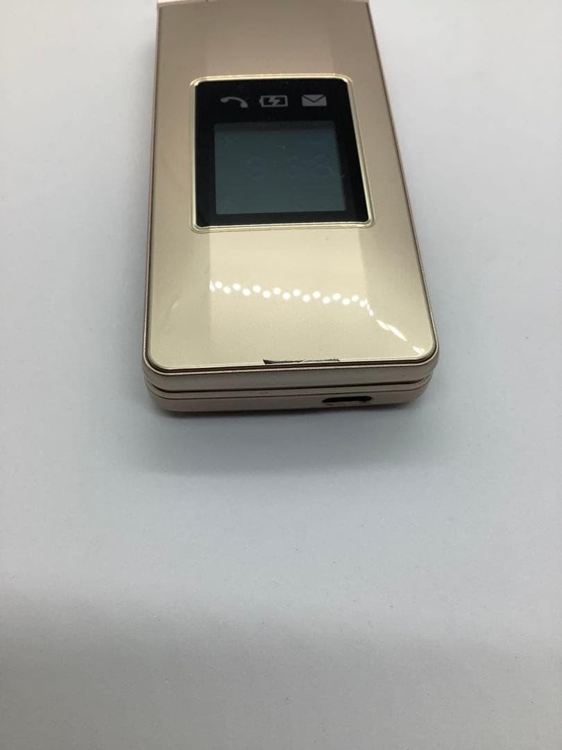 かんたん携帯11 ゴールド 本体　送料無料！