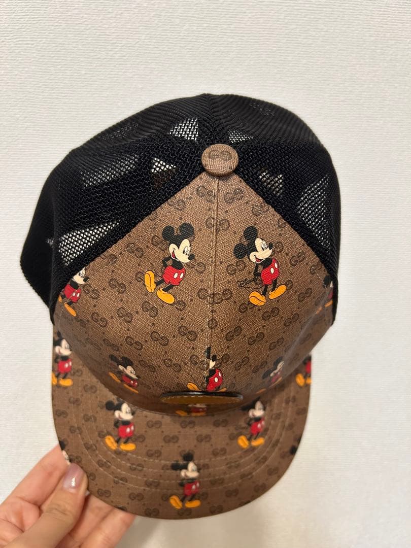 GUCCI×Disneyコラボ　限定キャップ
