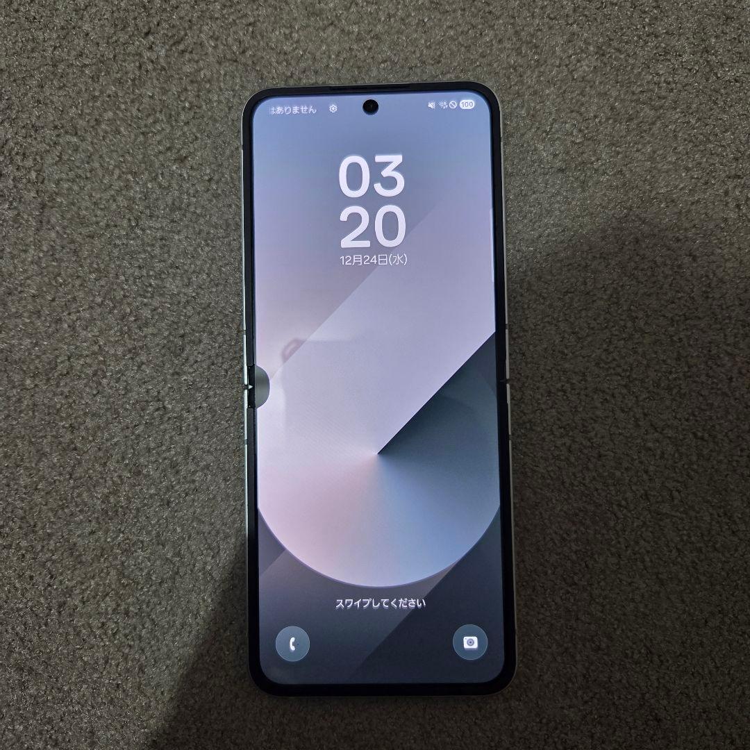 Samsung Galaxy Z Flip6 256GB SIMフリー 本体