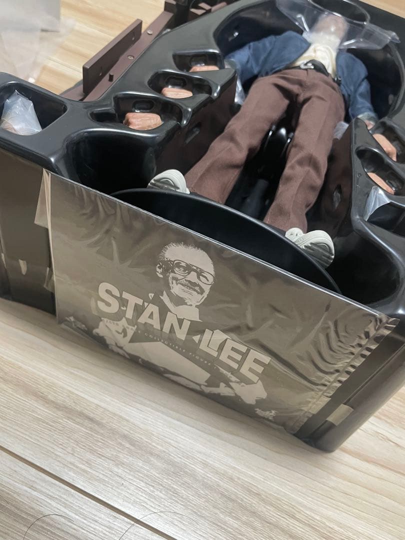 ホットトイズ　HOTTOYS　スタンリー