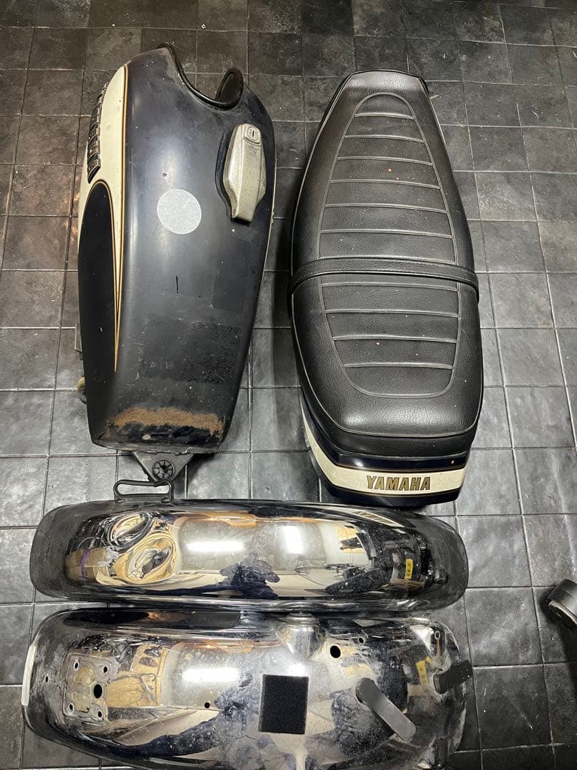 sr400 sr500 外装セット　ナロータンク　当時物　ヤマハ　1jr