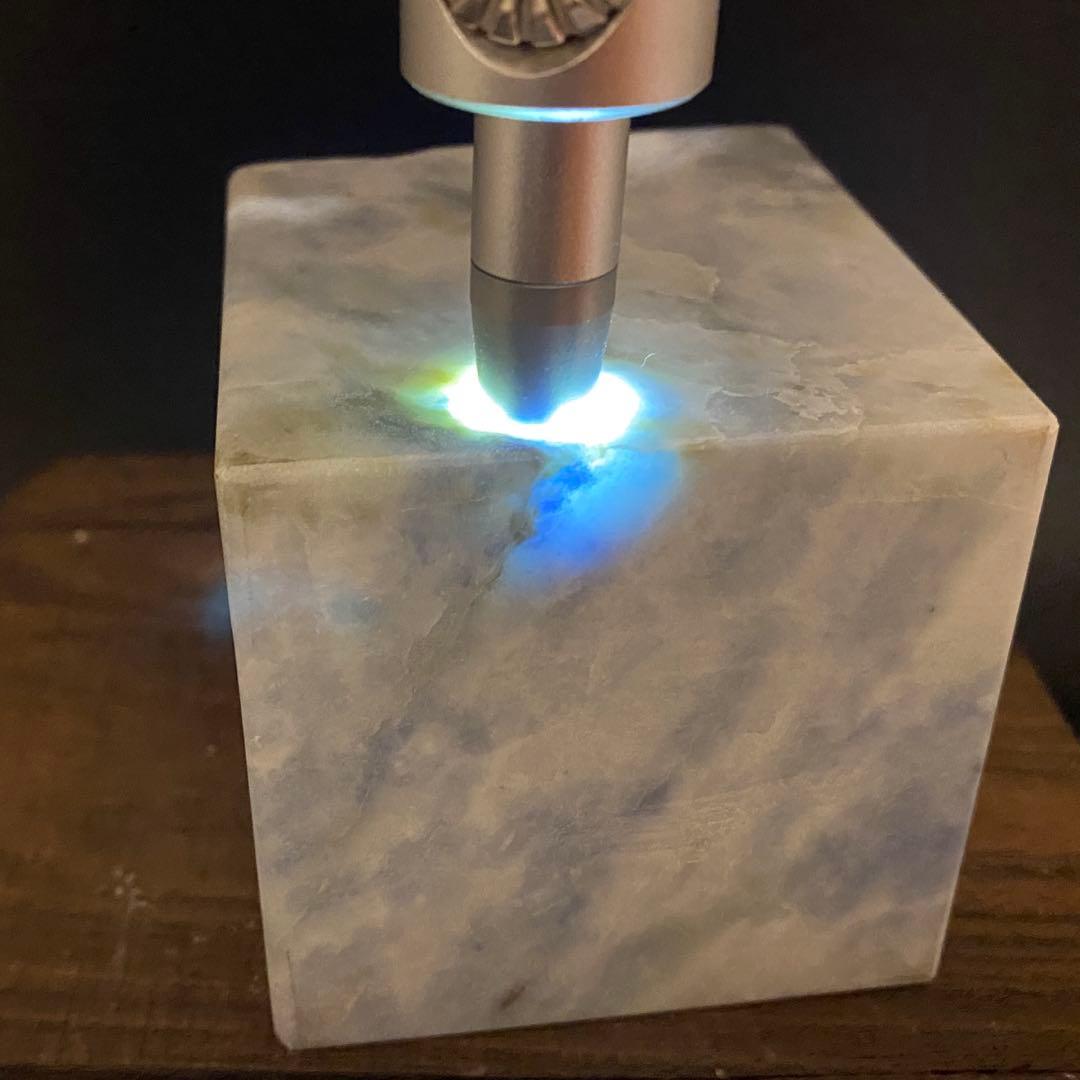 【P002】糸魚川石　翡翠　青　約1kg　ブロック　天然石　原石　パワーストーン