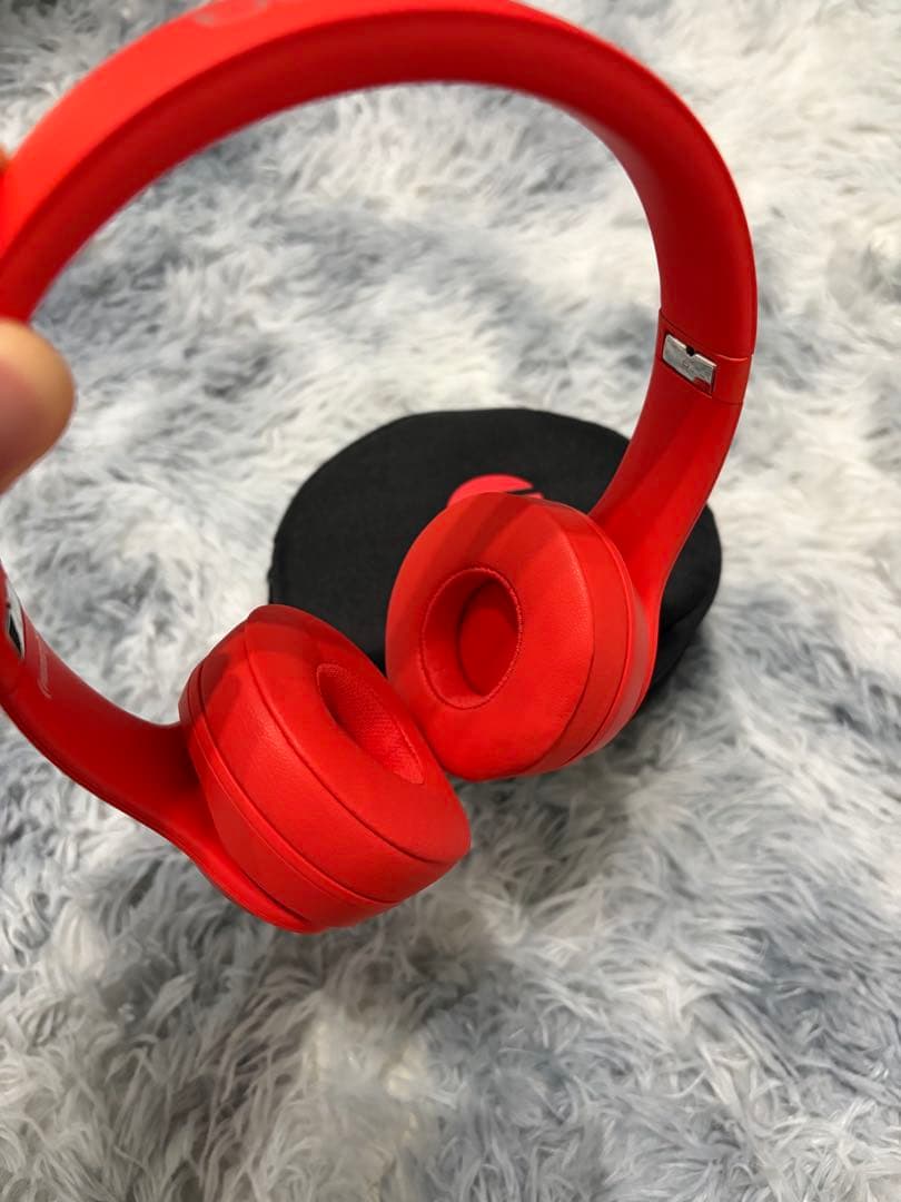Beats Solo3 Wireless レッド