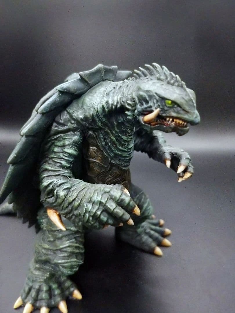 【塗装済完成品】X-PLUS ＧⅢ ガメラ 1999 1/700スケール