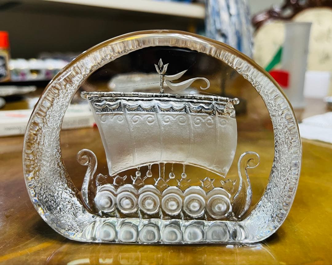 ガラス 船の彫刻　MATTS JONASSON SWEDEN