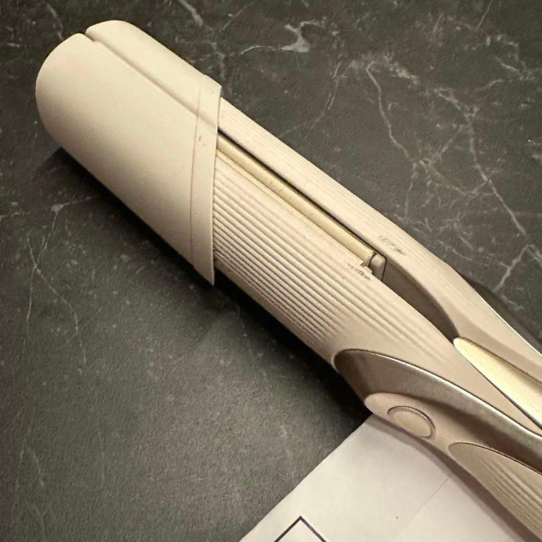 ほぼ新品！ReFa リファ ストレートアイロン プロpro MTG　アイボリー