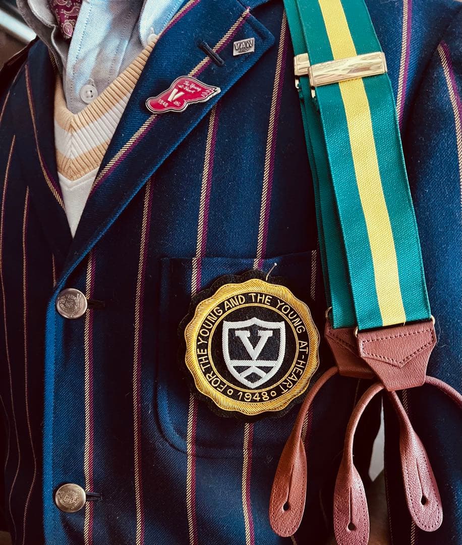 希少、VANプレザーエンブレム2016限定品　新品未使用品