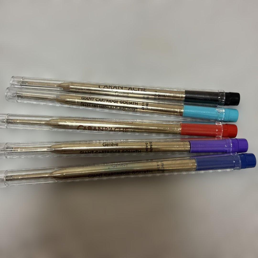 CARAN D'ACHEカランダッシュ　ボールペン 赤　　替え芯付き