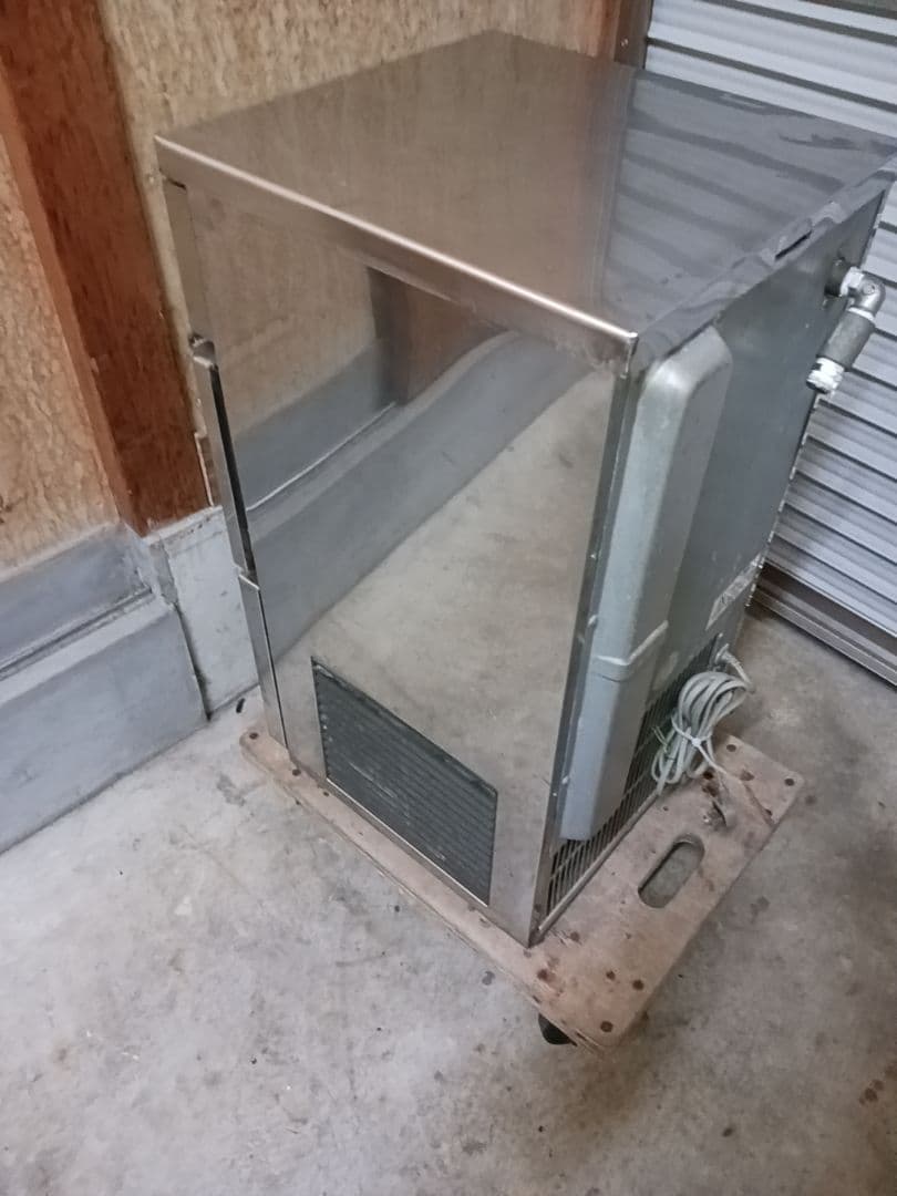 ホシザキ　業務用製氷機　IM-25L