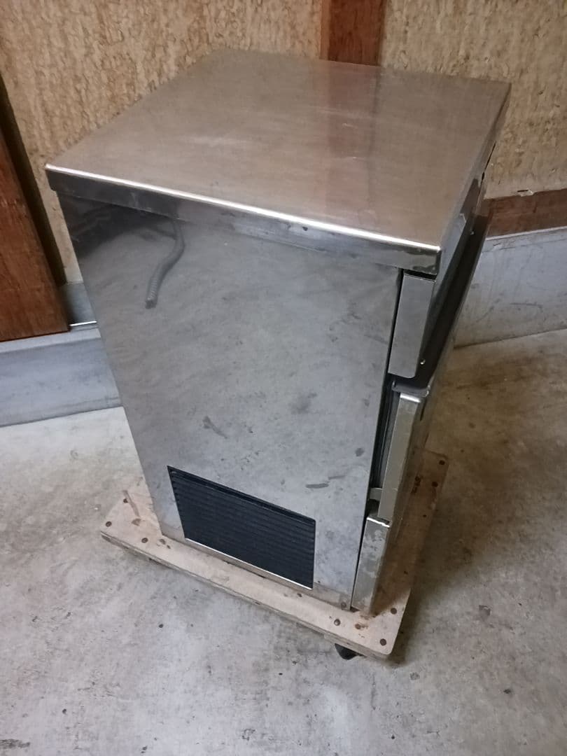 ホシザキ　業務用製氷機　IM-25L