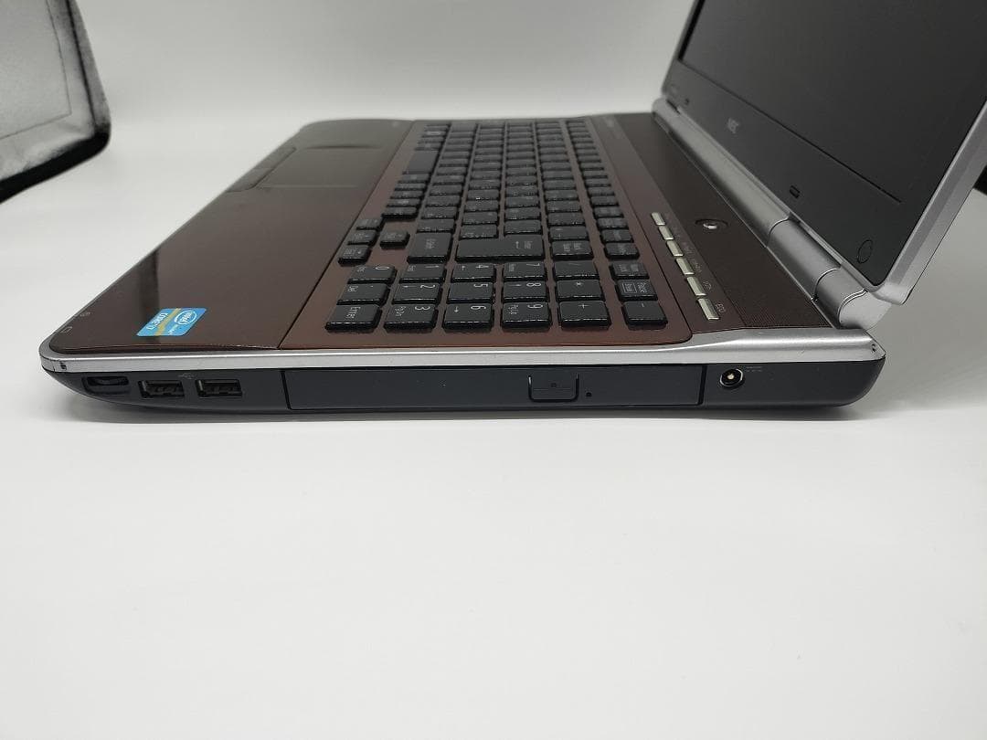 【NEC】爆速Corei7/新品SSD256GB 15.6ノートパソコン C13