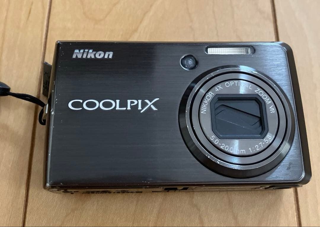 Nikon COOLPIX S600 コンパクトデジタルカメラ