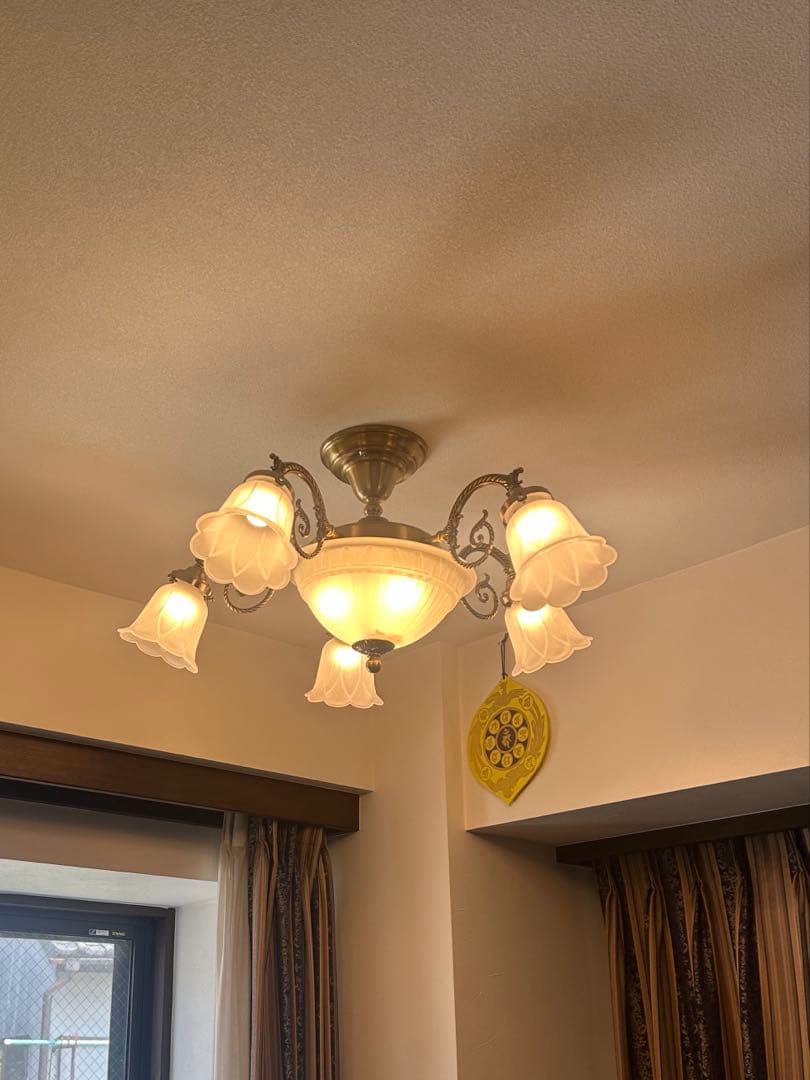 コイズミ　シャンデリア