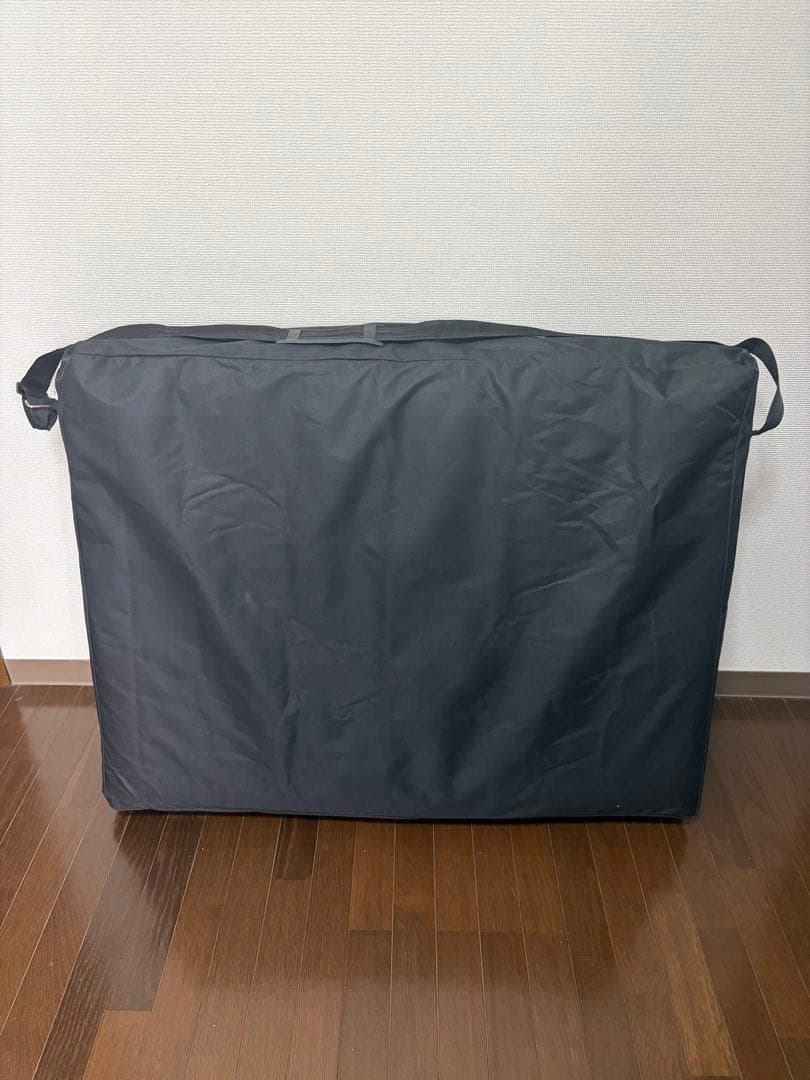 【美品】ブラウン折りたたみベッド / 枕付き