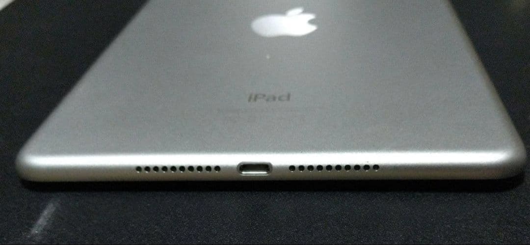 iPad本体 iPad mini4 Wi-Fi 32GB