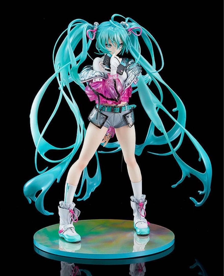 初音ミク with SOLWA 1/7スケールフィギュア
