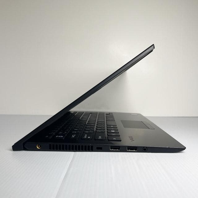 Win11でバッテリー約７時間★軽量薄型持運びVAIO PROPKノートパソコン