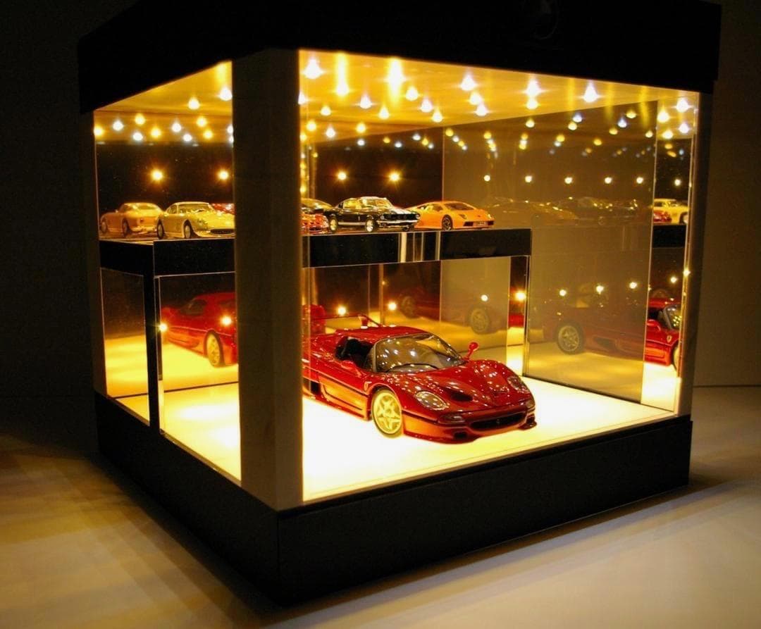 一球オーダー品・雛壇2層式・ディスプレーBOX・スタイリッシュジオラマ