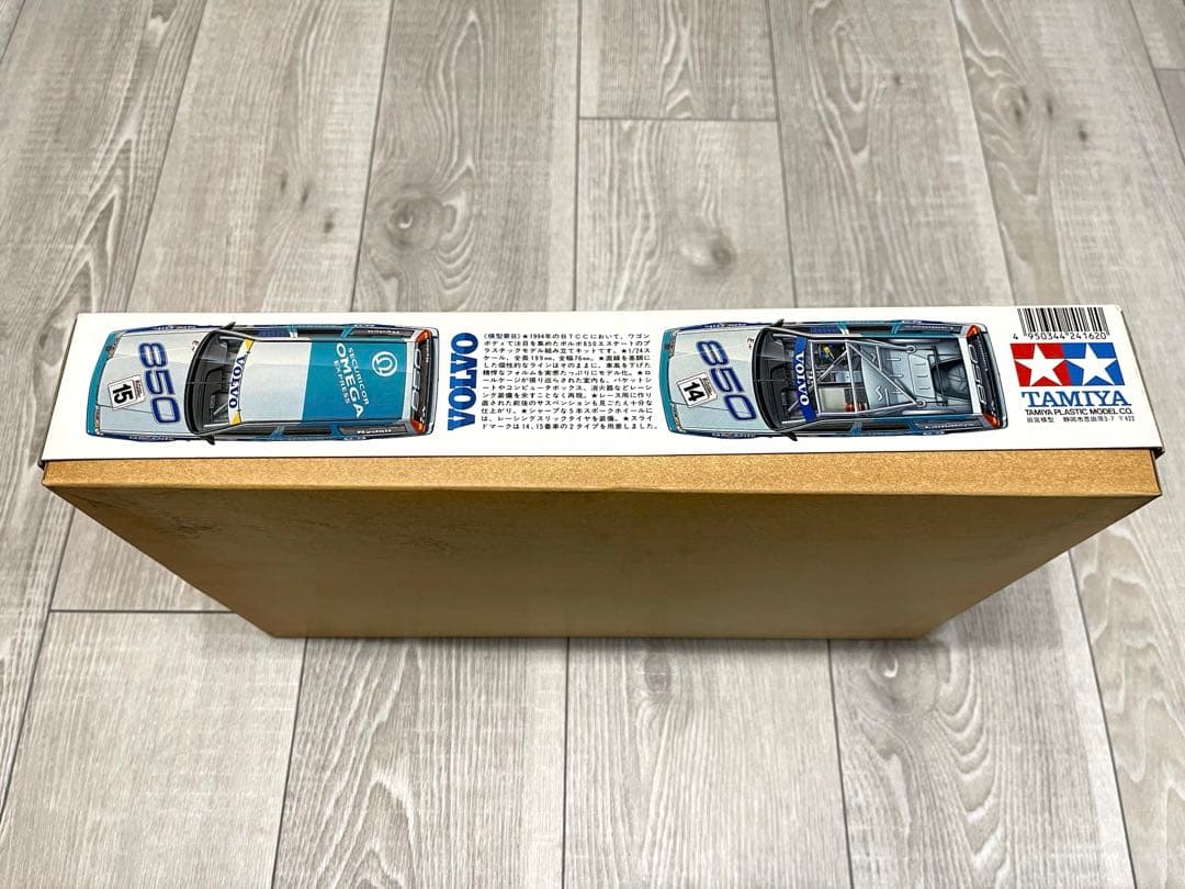 タミヤ 1/24 ボルボ850エステートBTCC