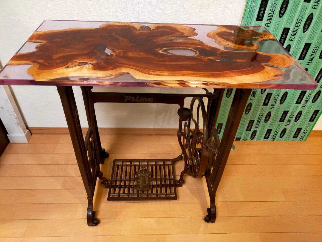 カズヒロ　ディスプレイ　レジン天板