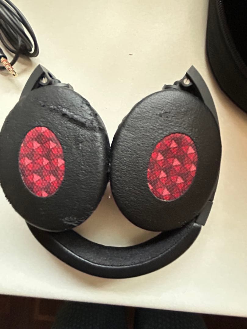 レア　廃盤品　ポーズ　ヘッドホン　BOSE SOUNDTRUE ON-EAR