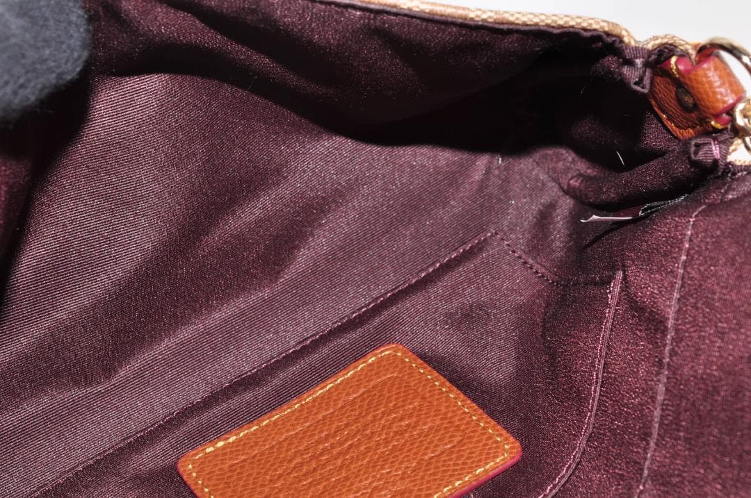 未使用 COACH コーチ シグネチャー ターンロック チェーンバッグ