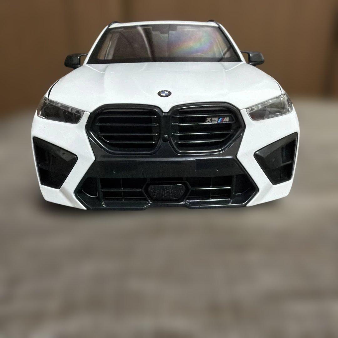 1/18 BMW X5M LCI ダイキャストモデル