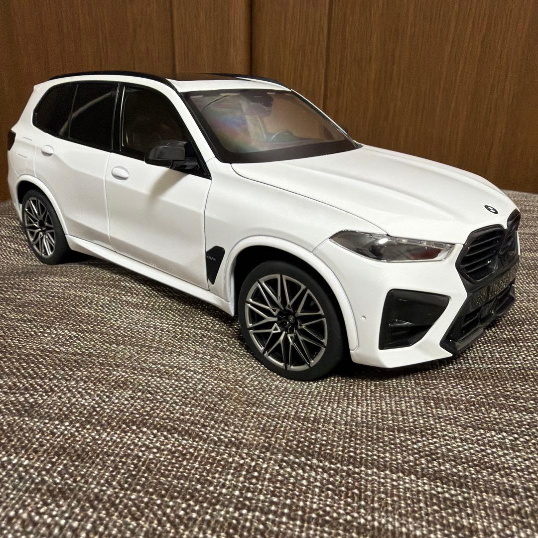1/18 BMW X5M LCI ダイキャストモデル