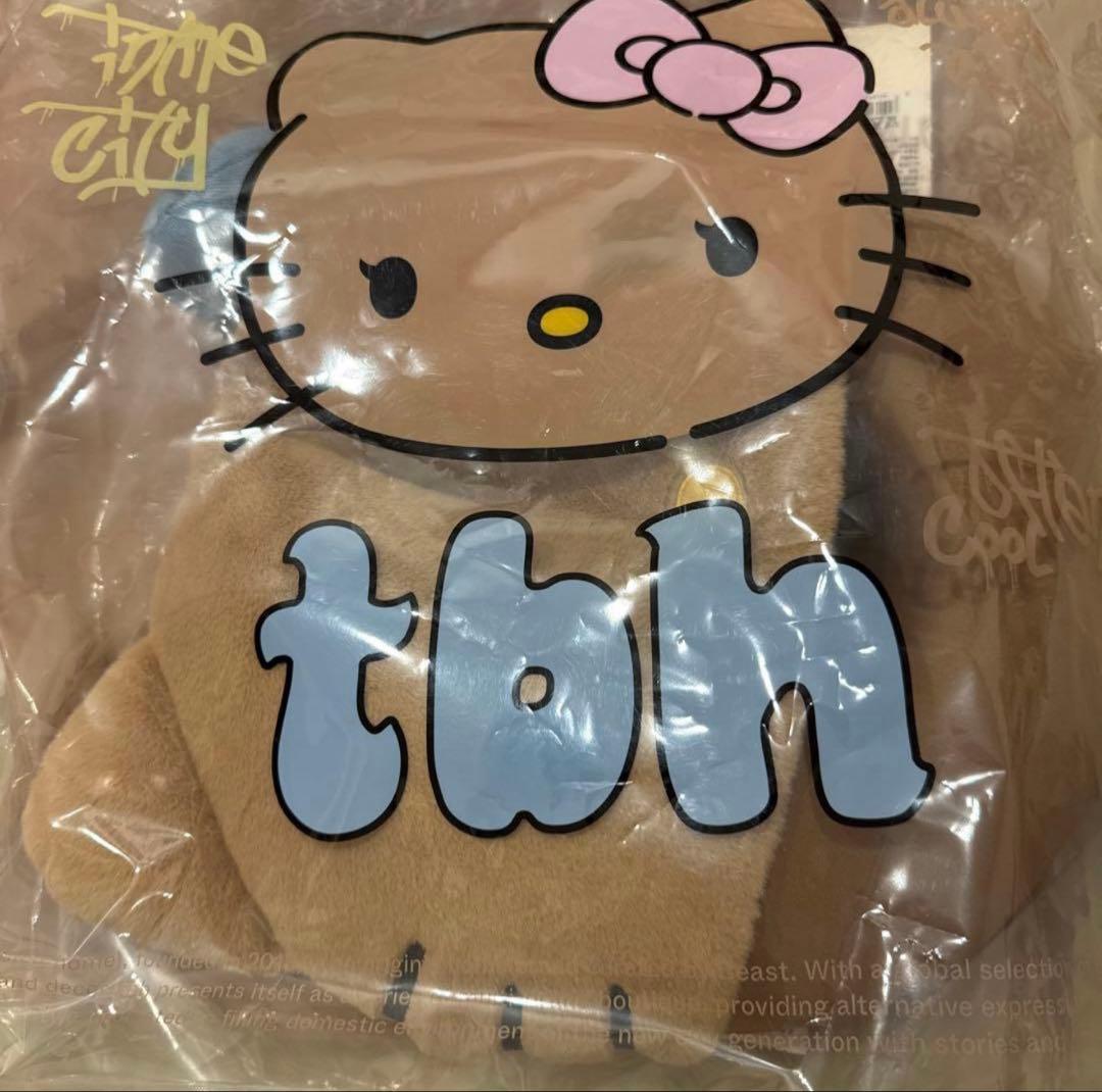 海外限定Hello Kitty x TBH ネックピロー　即日発送④