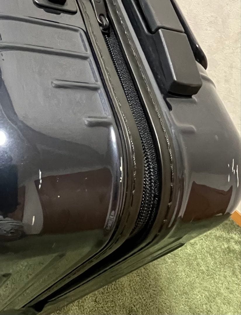 人気モデル　リモワ サルサエアー 34L 4輪 機内持ち込み可能　美品　正規品