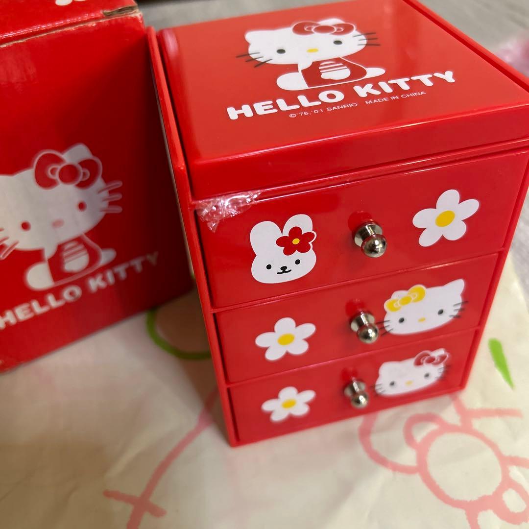 キティ　ミニドレッサー　サンリオ