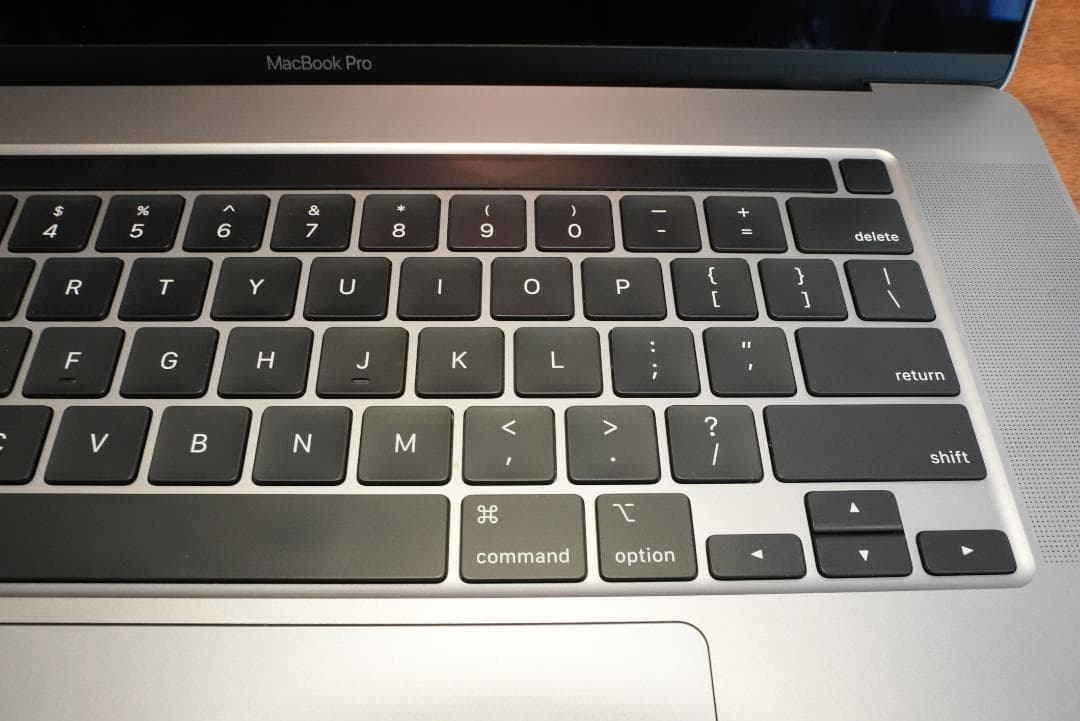 MacBook Pro 16インチ/2019/i7/32GB/1TB