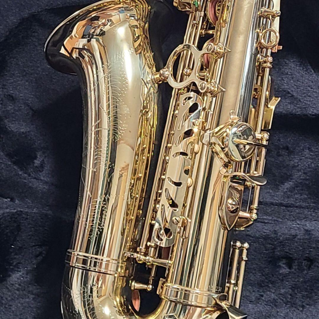 美品 テナーサックス SELVA 管楽器 ケース付 彫刻 セット アルトサックス